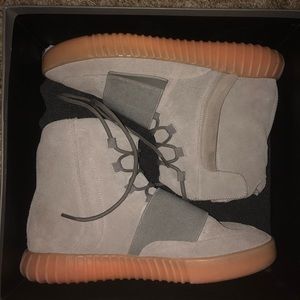 Yeezy Boost 750